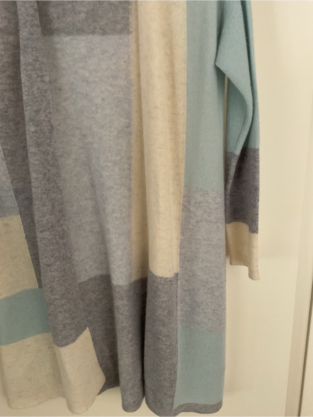 Cashmere Colorblock Open-Front Cardigan - Picture 3 of 5